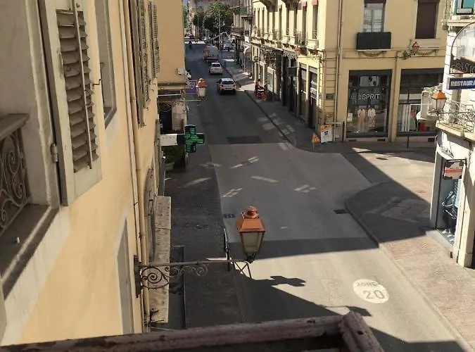 Cosy Centre Aix Les Bains Appartement *